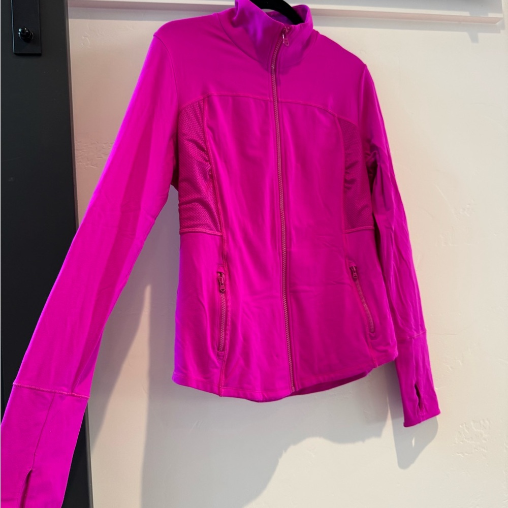 Lucy Vibrant Workout Jacket ✨